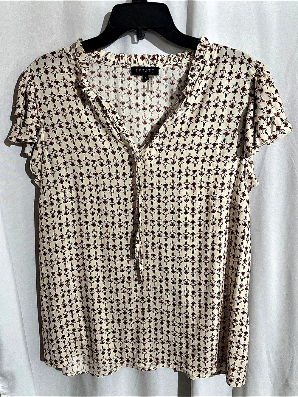 1. STATE Floral Ruffle Sleeve Blouse in Cream, Maroon & Red Size Large NWOT